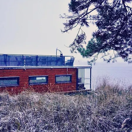 Nad Narvia * סרוק